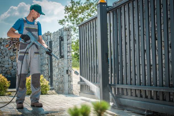 Professional Pressure Washing Services in Clute, TX